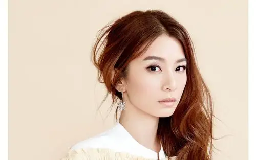 歌手田馥甄最新时尚写真