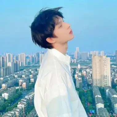 治愈系阳光帅气大男孩干净男头 让人看一眼就很舒服的帅气头像男_男生