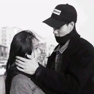 2019最新情侣头像黑白霸气一对两张 夜太漫长思念太难熬