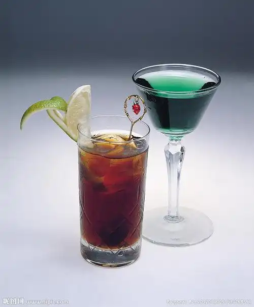 果汁饮料摄影图__饮料酒水_餐饮美食_摄影图库_昵图网nipic.com