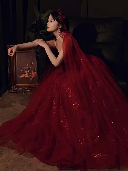 红色礼服婚纱 - 堆糖,美图壁纸兴趣社区