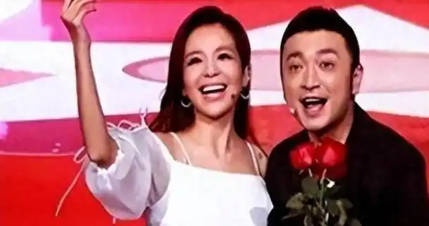 北京时间10月30日下午,中国央视传来朱迅和尼格买提的新消息!