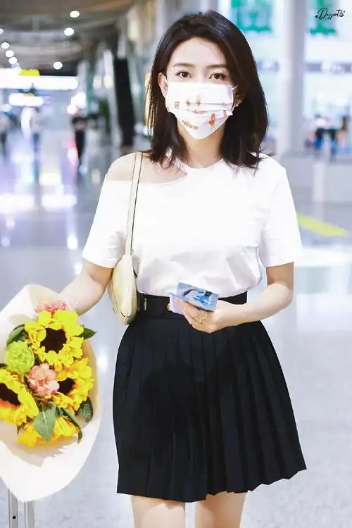 梁洁机场图(疯狂活跃小组中)