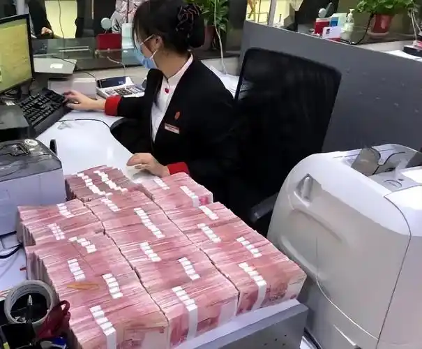 一亿元人民币的现金,到底有多重?有一亿元你会怎么花?