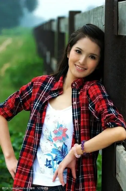 肖茵写真图片