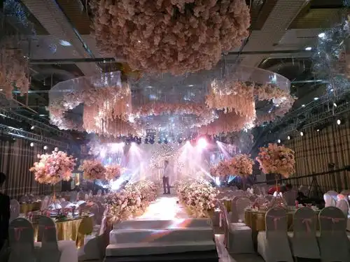 完美豪华婚礼堂送您幸福一生