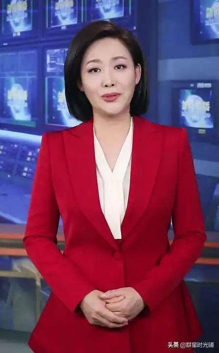 郑丽:想当老师却做了主持人,央视努力18年,成《新闻联播》主播_网易
