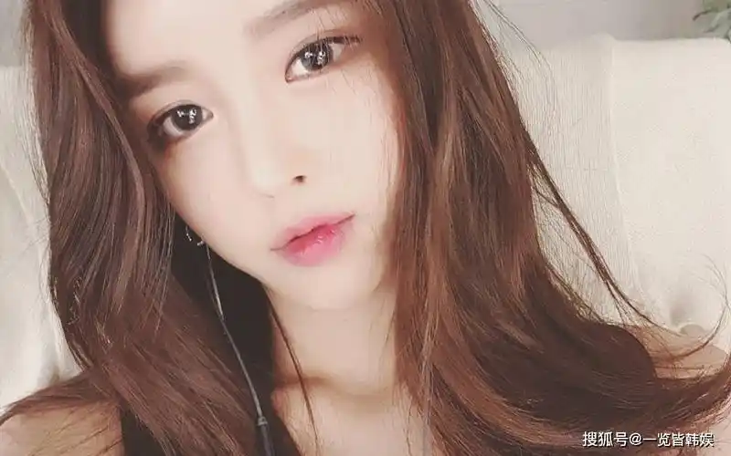 直播一姐尹素婉凉凉了?ins公开追剧日常 公开向王思聪追讨2千万