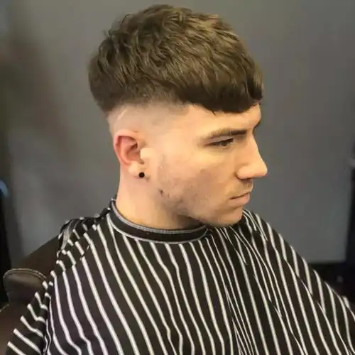 男生头发少的发型男士头发稀少怎么理发好看