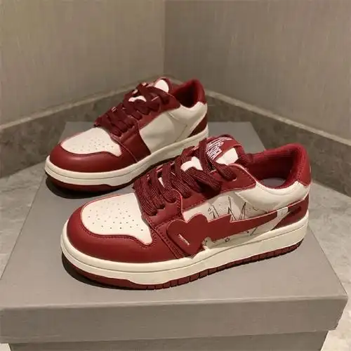 一眼就心动酒红色板鞋好好看啊绝了哇