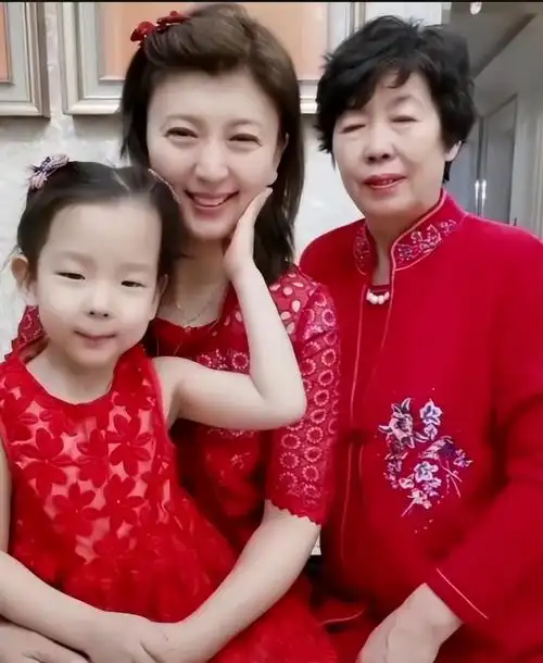 马明东简介闫学晶老公(马明东闫学晶现任丈夫) - oto联盟