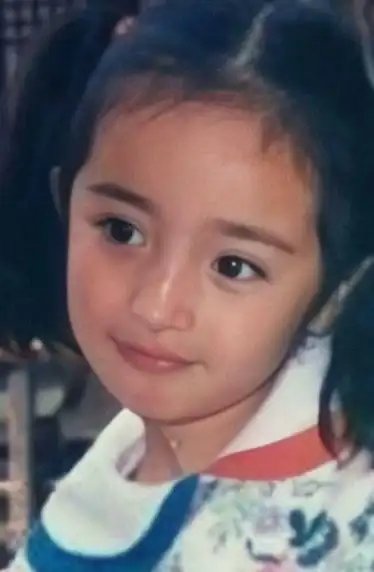 杨幂小时候-原创-完整版视频在线观看-爱奇艺