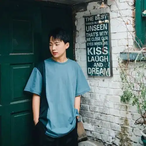 郭麒麟头像壁纸