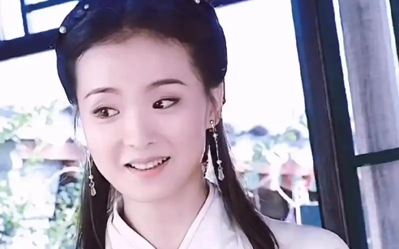 经典影视 #古装美人 王艳的古装很养眼