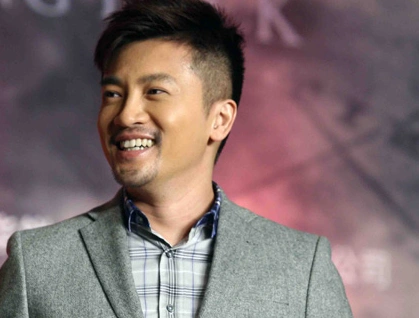 苏有朋晒照,留胡须的他看起来成熟有魅力!网友:"永远的男神"