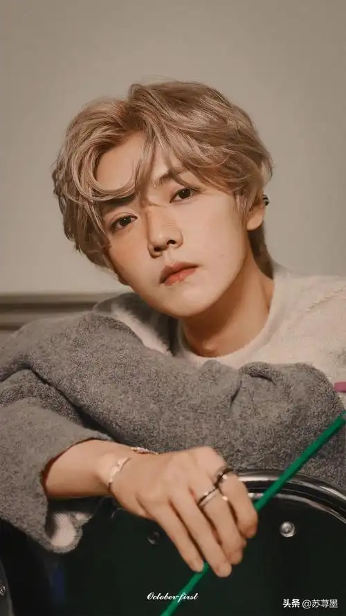 18岁黄渤忍了,18岁鹿晗也忍了,看了18岁的雷佳音我忍不了了