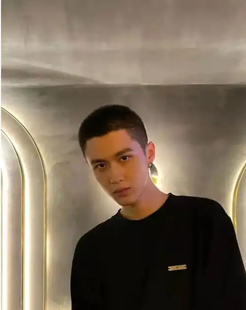 因为圆寸头基本上长度都是三毫米到一厘米之间.