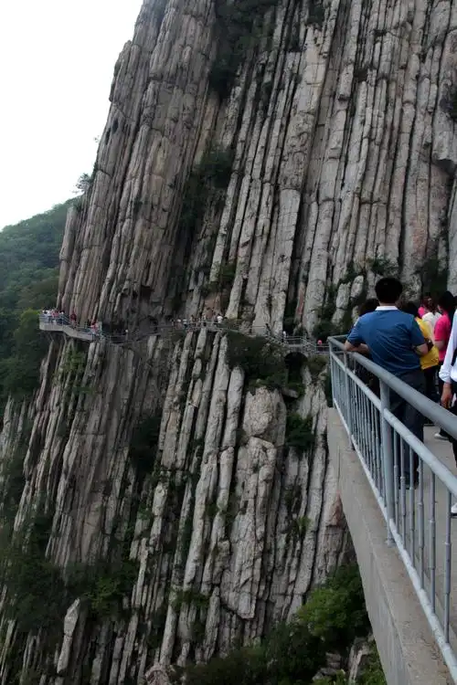 平顶山1部少林寺三皇寨