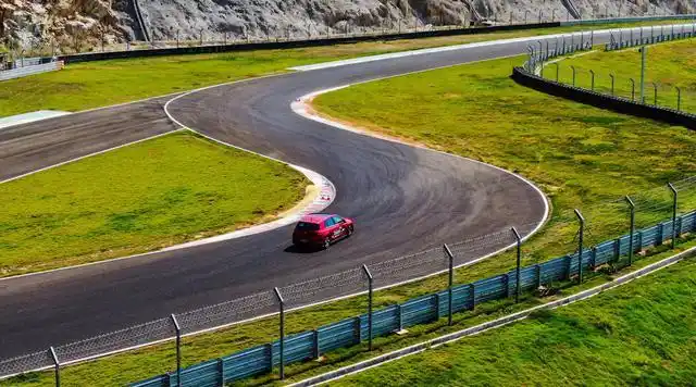 高尔夫8代gti厦门赛车场试炼