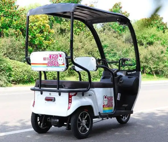 2款休闲电动三轮车来了皮实耐用骑6年载3人续航70公里