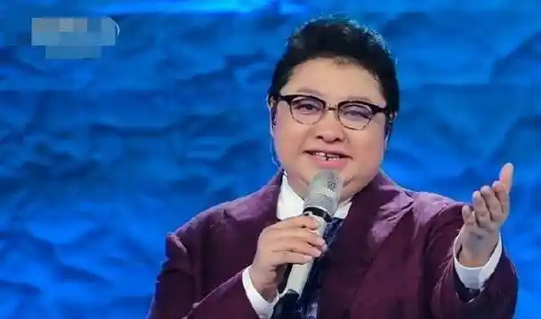 韩红减肥成功变化大因牙齿缝隙太大被吐槽