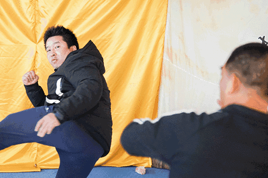 让人非我弱得志莫离群高明咏春拳馆这十字诠释着不一样的精神