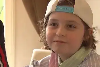 香港9岁神童大学上课称课教太浅_百度视频搜索