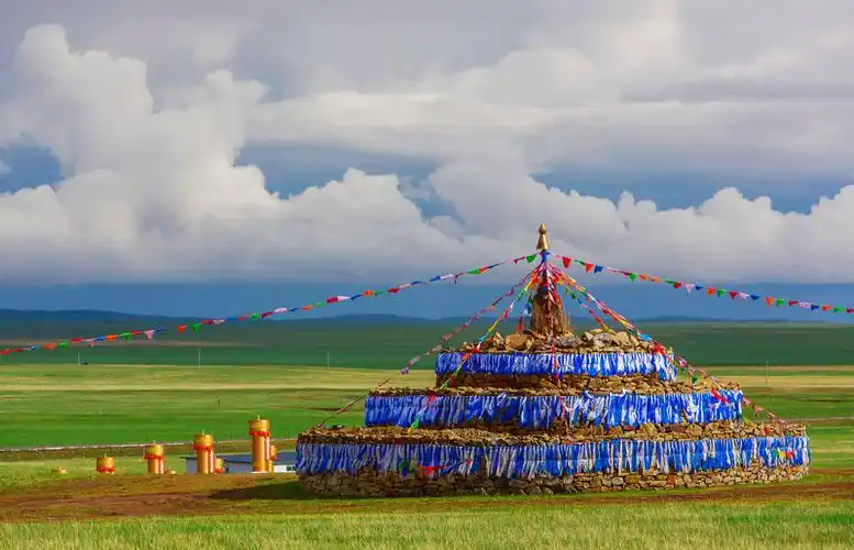 蒙古民族的节庆概况-呼伦贝尔地理民俗-呼伦贝尔中国旅行社