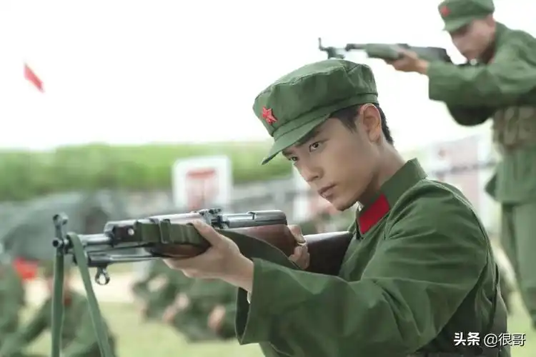 亮剑2演员表(亮剑2男主角叫什么名字)-百科学社