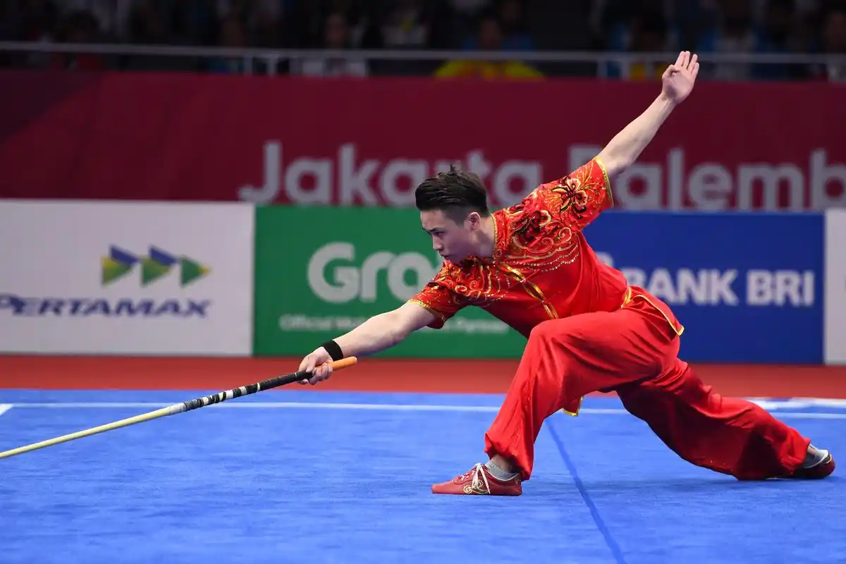 武术——男子刀术棍术全能:吴照华夺冠(5)