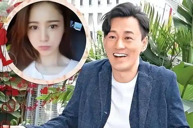 张馨月穿20元一条裤子被吐槽穿出了林峰破产的感觉像穷大学生