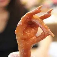 卤鸡爪掐指一算表情包_微信头像图片大全