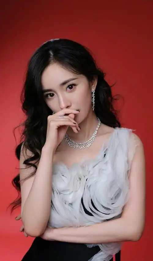 杨幂|车晓|杨颖|张柏芝|关之琳|黄晓明|娱乐圈|谢霆锋|胡歌老婆_鸵鬃