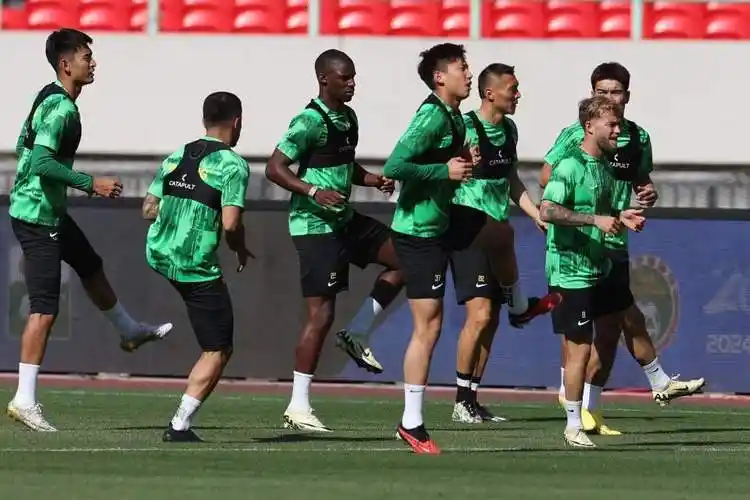 国安客战武汉主力射手张玉宁缺阵