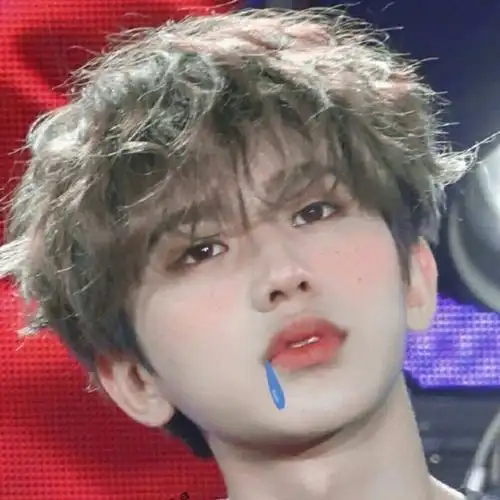 喝醉后的蔡徐坤居然变成了蔡小葵?