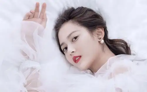 每次想你我都得提醒自己如果你想和我聊天你早就开口了