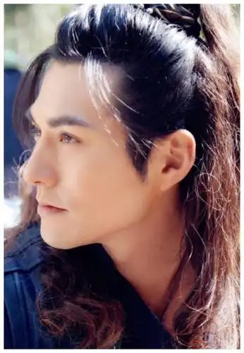 天下第一美男严屹宽好颜值原来藏在好名字里