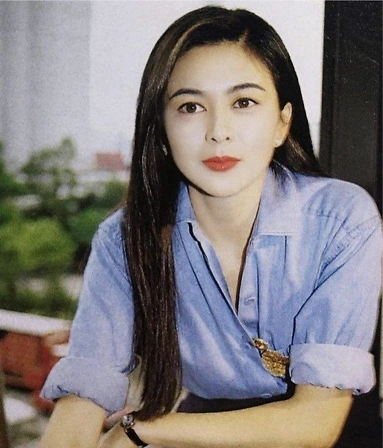 做小三当情妇,摘掉时代滤镜后的老牌港星,还爱得起来吗