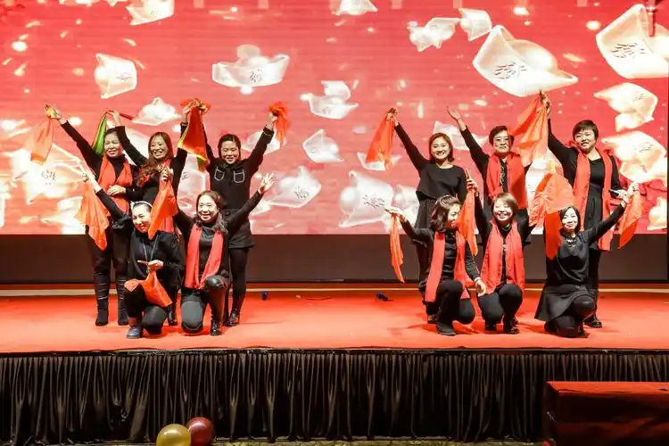 2019年卓爱幼儿园欢乐和谐中国年主题年会