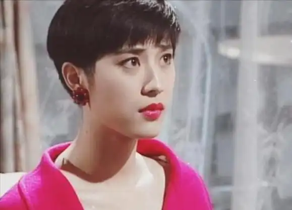 周慧敏的痴心情史靠美貌征服了4个男人嫁风流才子遭多次背叛