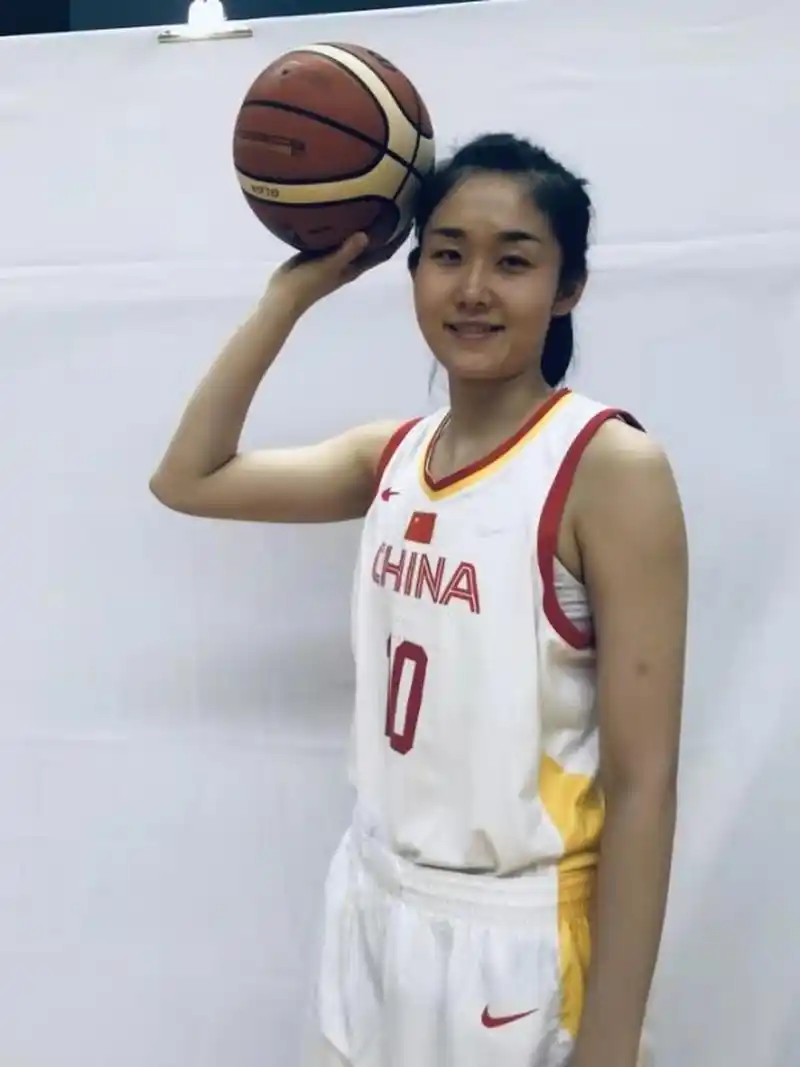 中国女篮最好看的队员是张茹,应该大家都有共识.