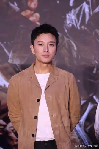 贾乃亮帅气出席活动,为新剧狂瘦20斤,令无数粉丝心疼