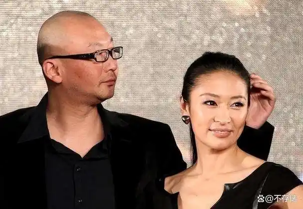 分手之后不久,管虎就与梁静结了婚,而马伊琍也遇到了一个让自己付出了