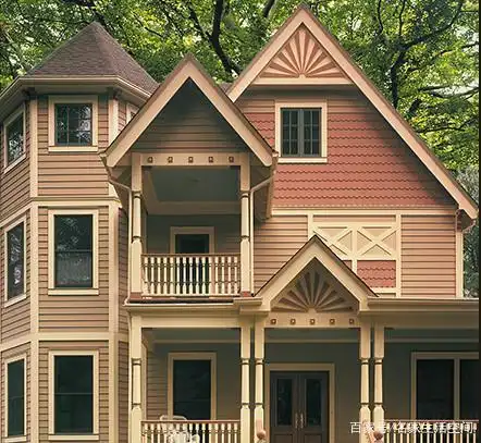 欧式的家居设计中多用大地色系搭配,外墙设计中也少不了棕色系,作为