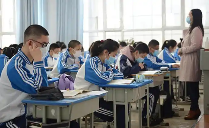 中美日韩对比研究显示:中国高中生打算上大学的比例最高