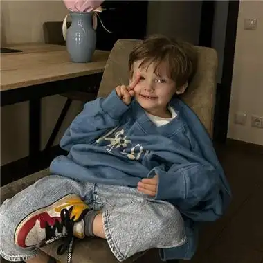 超火的鲨鱼齿小男孩ins图片头像