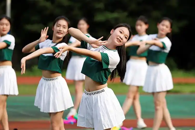 绽放青春迎亚运金华市女子中学首届大课间展示比赛