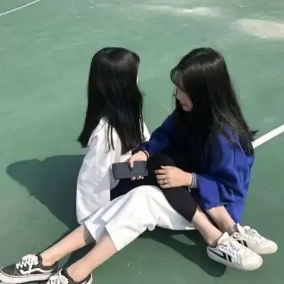 qq丧系闺蜜头像