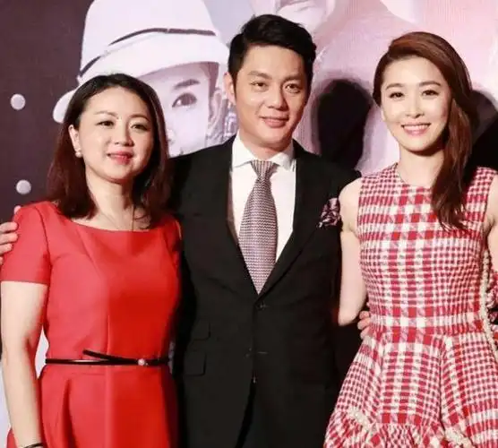 16年的婚姻,让程愫付出了太多.