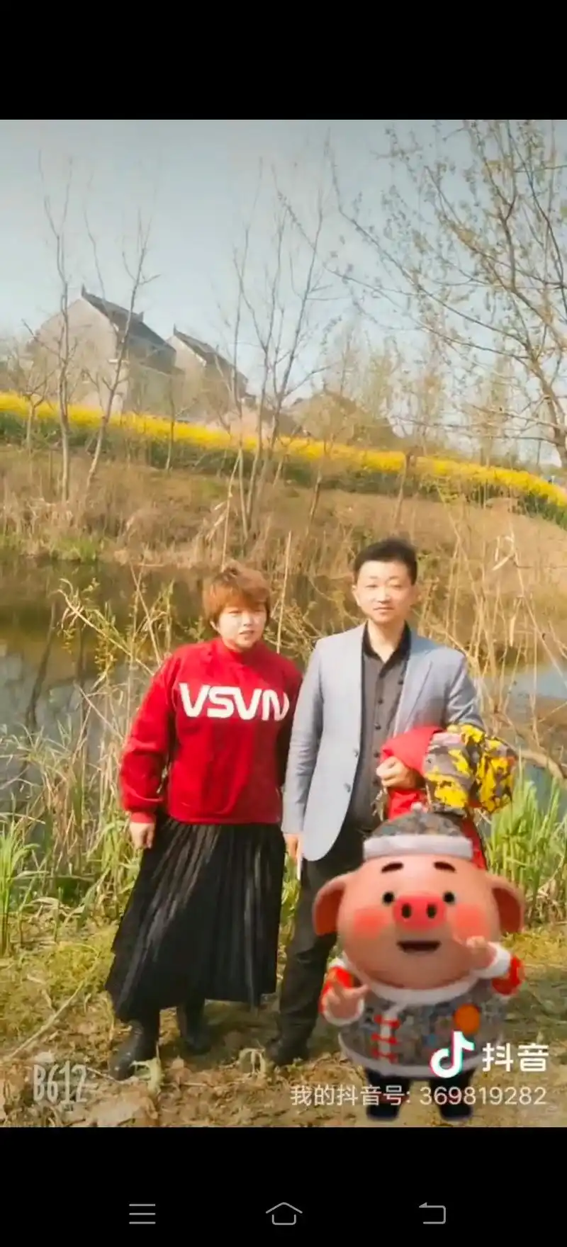 两个大蛇在茫茫人海中辗转相遇,然后有了两个小蛇,从此,他们过 - 抖音